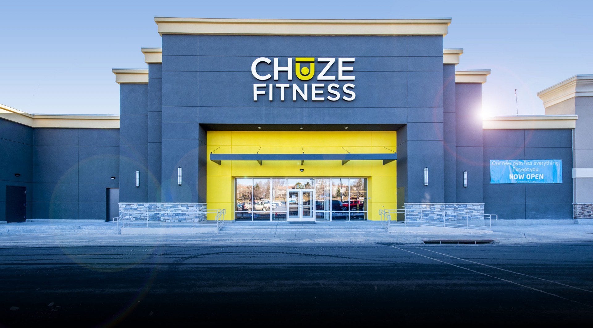 6 Day Is chuze open on thanksgiving with Comfort Workout Clothes