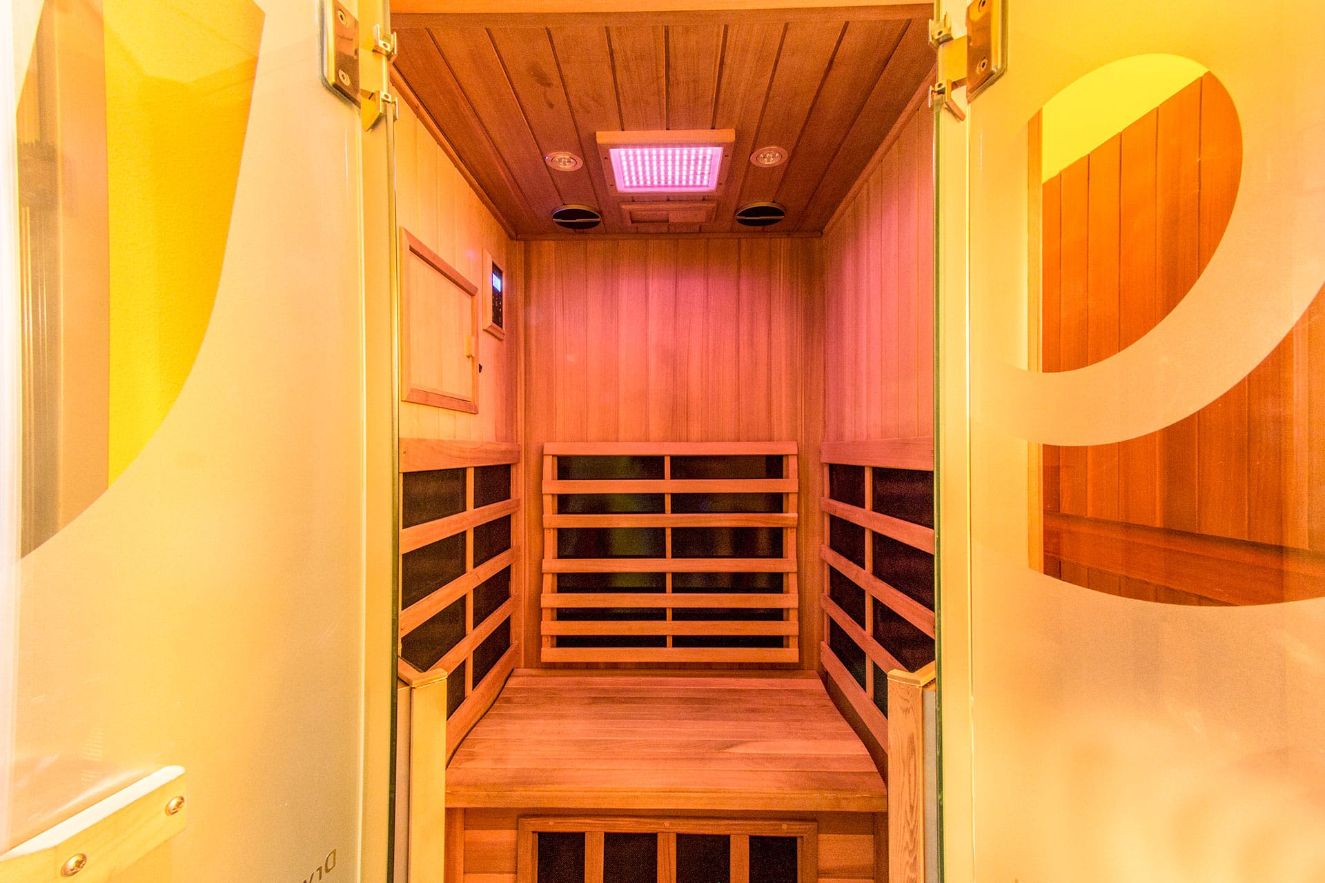 Gyms with Infrared Sauna | Chuze Fitness